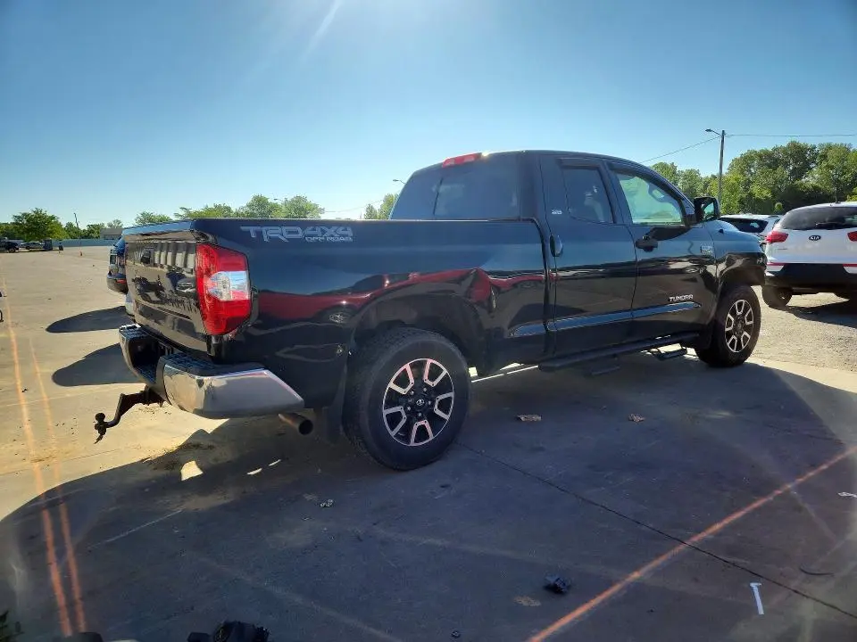2018 TOYOTA TUNDRA SR5  