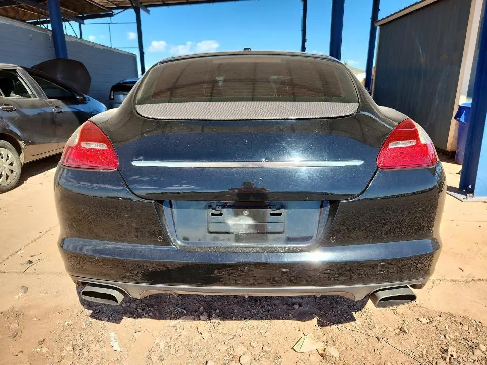 2012 PORSCHE PANAMERA 2  