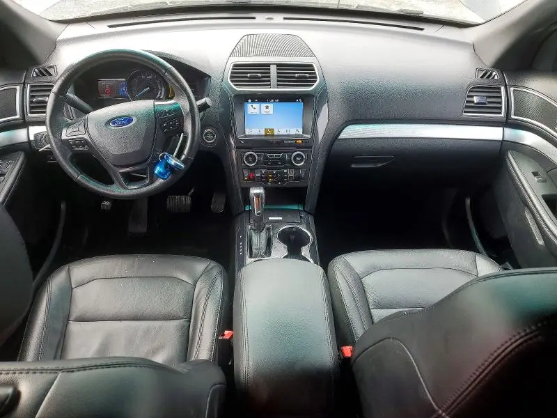 2017 FORD EXPLORER XLT  