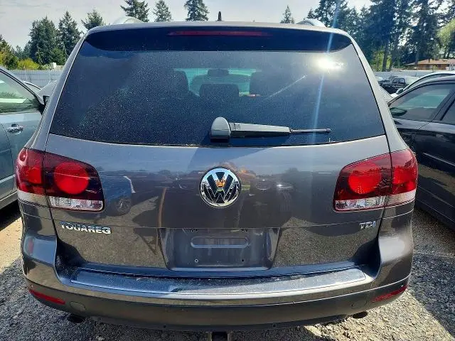 2010 VOLKSWAGEN TOUAREG TDI  