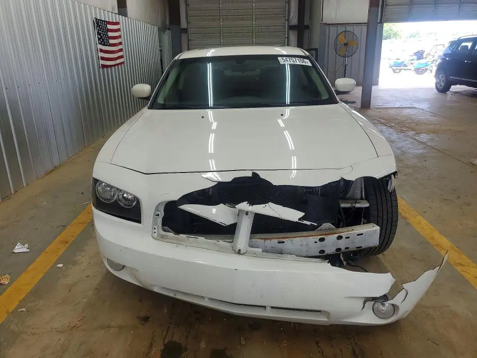 2010 DODGE CHARGER R  