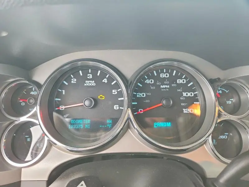 2011 CHEVROLET SILVERADO C1500 LT  