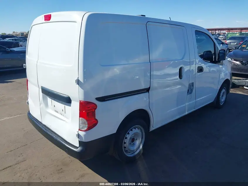 2019 NISSAN NV200 S