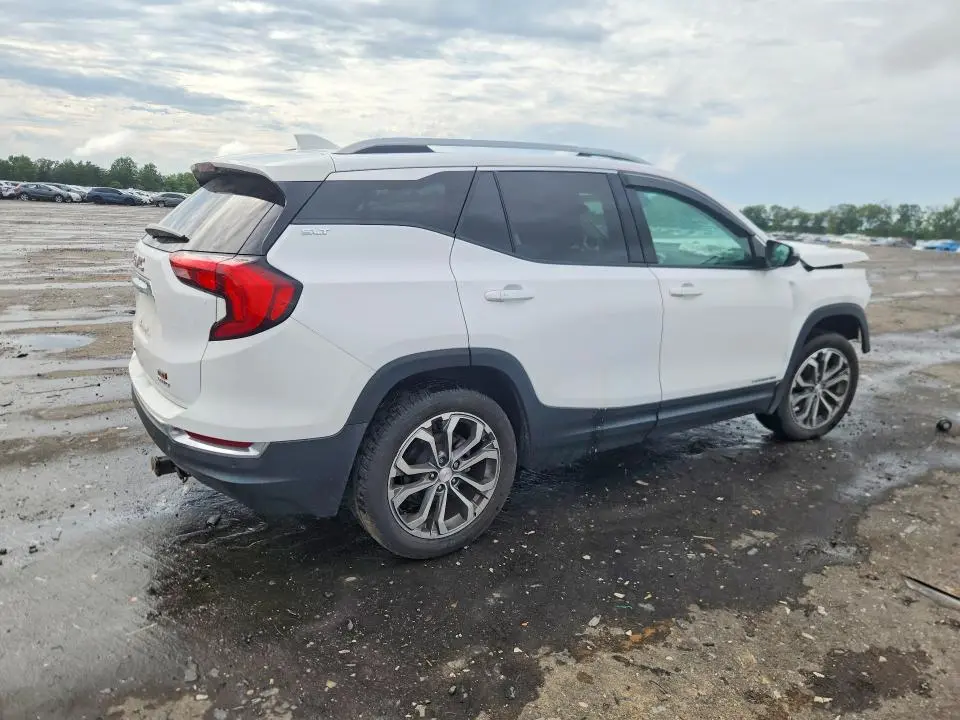 2021 GMC TERRAIN SLT 1  