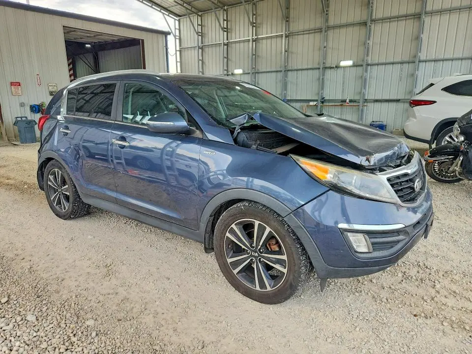2016 KIA SPORTAGE SX  