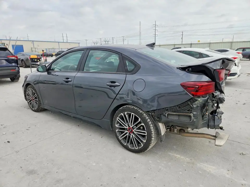 2023 KIA FORTE GT  