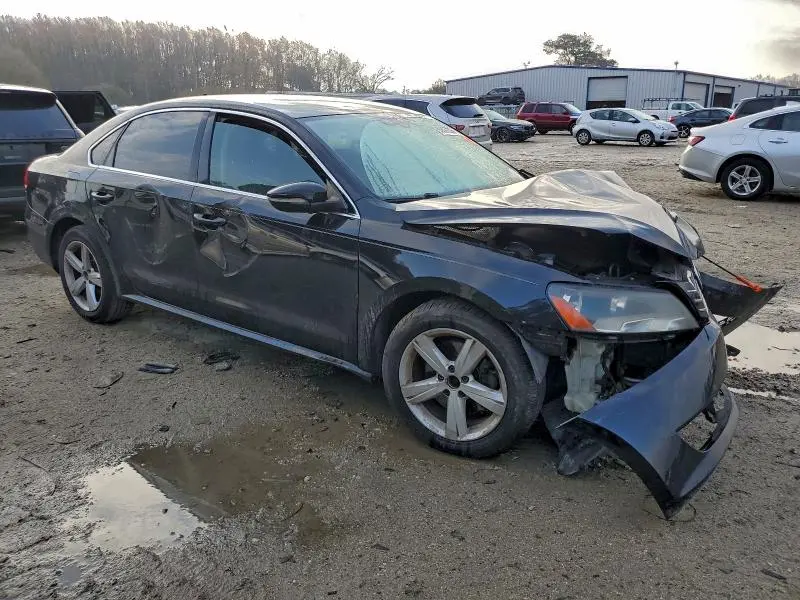 2012 VOLKSWAGEN PASSAT SE  