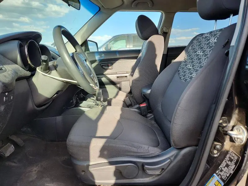 2011 KIA SOUL +  