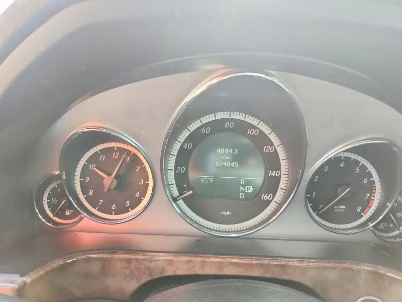 2010 MERCEDES-BENZ E 350  