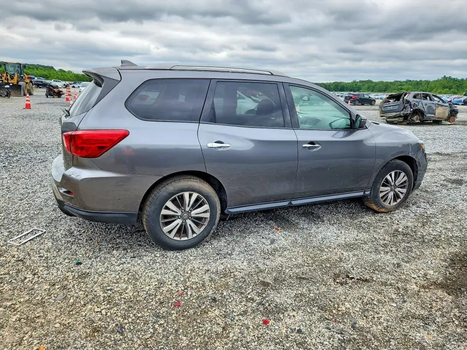 2019 NISSAN PATHFINDER SV  
