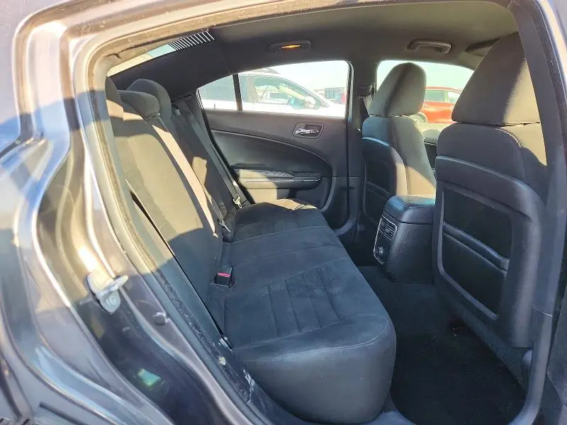 2014 DODGE CHARGER SE  