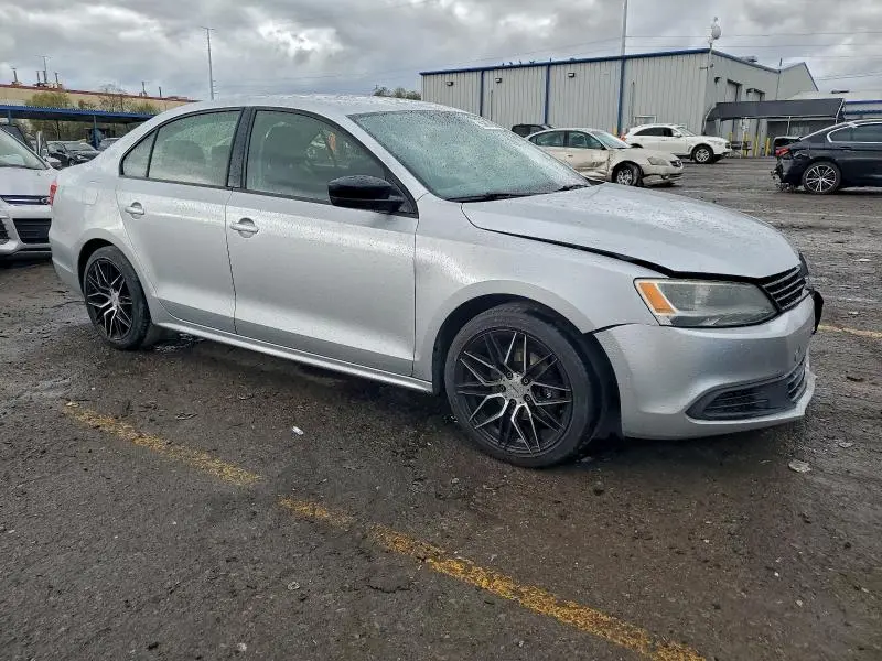 2014 VOLKSWAGEN JETTA BASE  