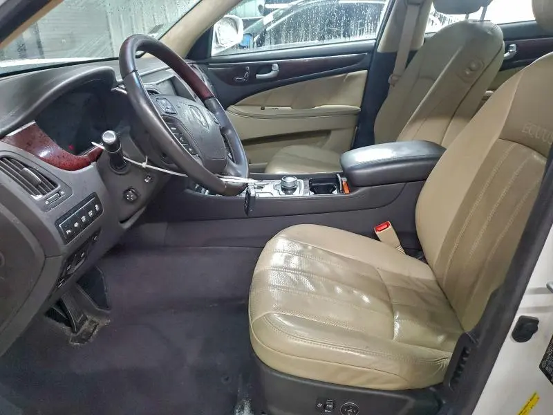 2011 HYUNDAI EQUUS SIGNATURE  