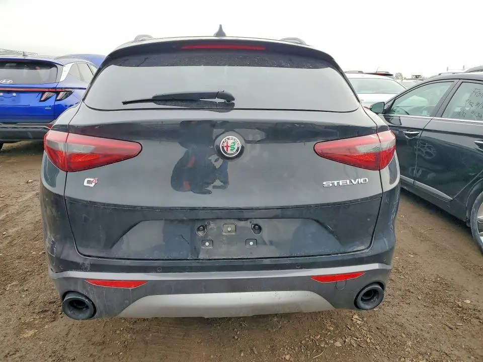 2022 ALFA ROMEO STELVIO TI  