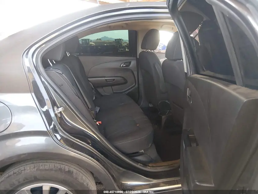 2019 CHEVROLET SONIC LT AUTO