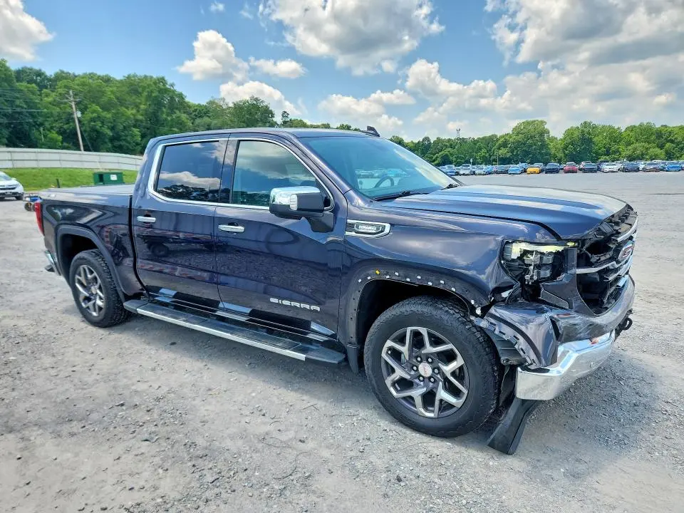 2022 GMC SIERRA K1500 SLT  