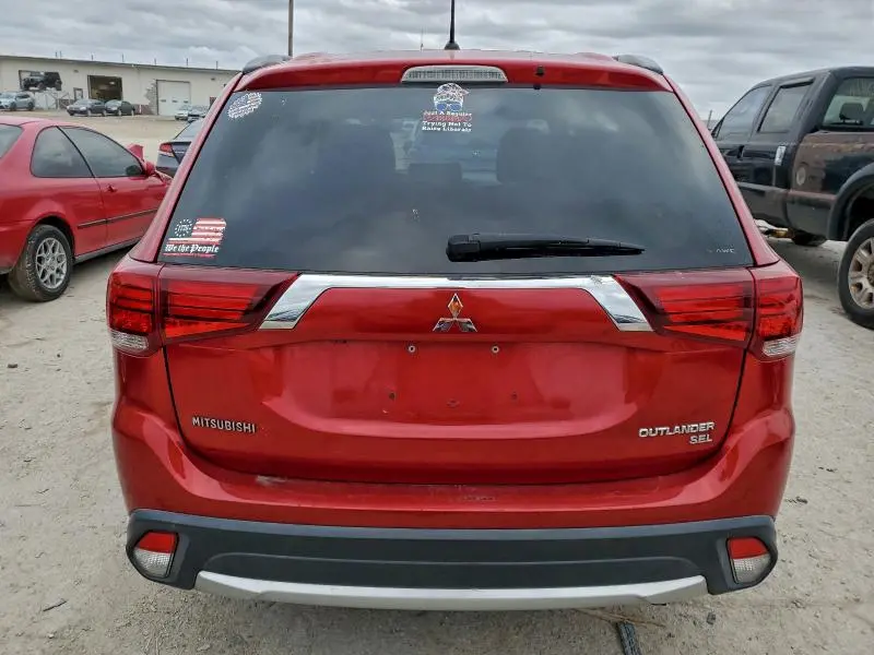 2016 MITSUBISHI OUTLANDER SE  