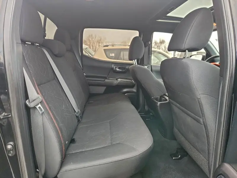 2016 TOYOTA TACOMA DOUBLE CAB  