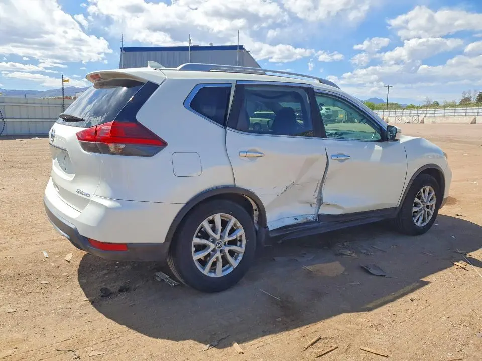 2017 NISSAN ROGUE SV  