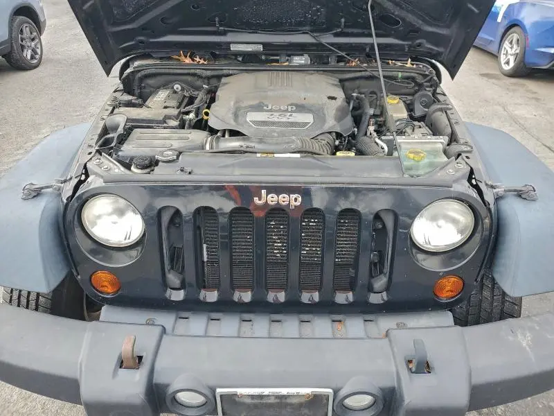 2013 JEEP WRANGLER UNLIMITED SPORT  