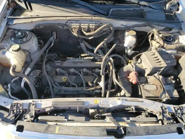 2011 FORD ESCAPE XLS  