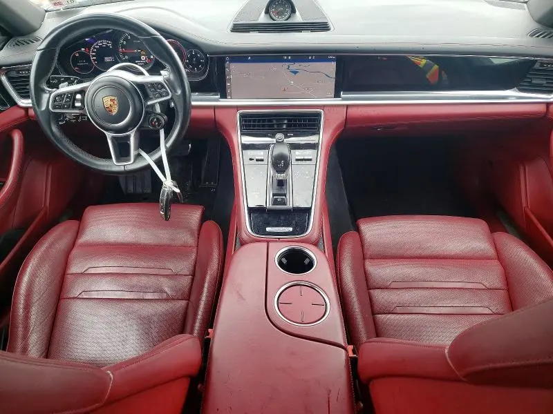 2017 PORSCHE PANAMERA 4S  