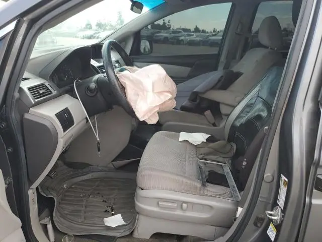 2011 HONDA ODYSSEY LX  