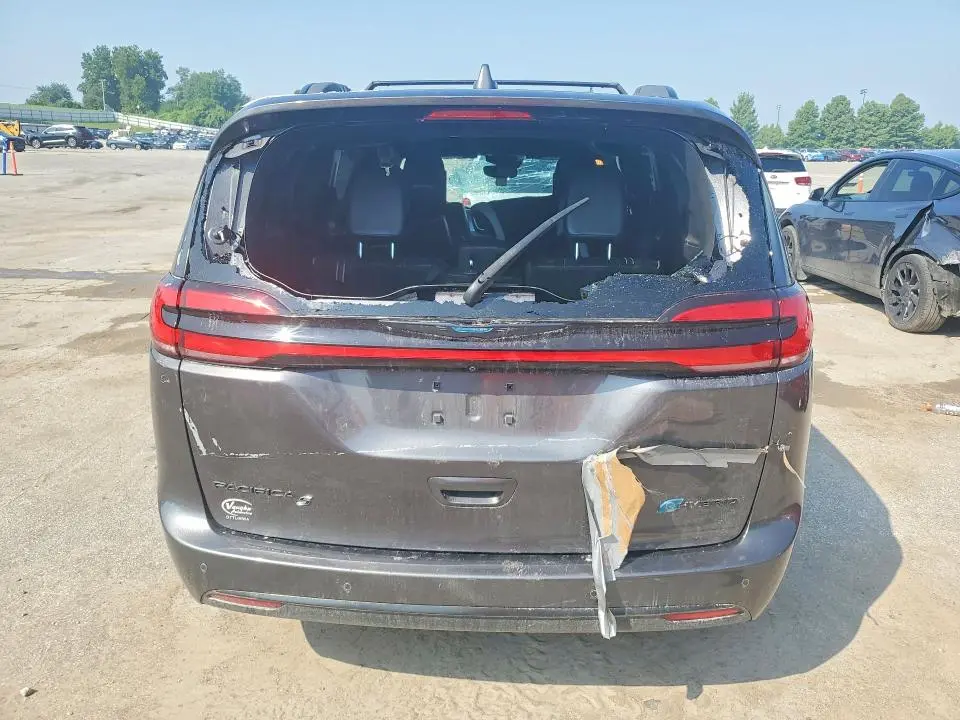 2021 CHRYSLER PACIFICA HYBRID LIMITED  