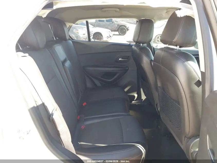 2021 CHEVROLET TRAX AWD LT