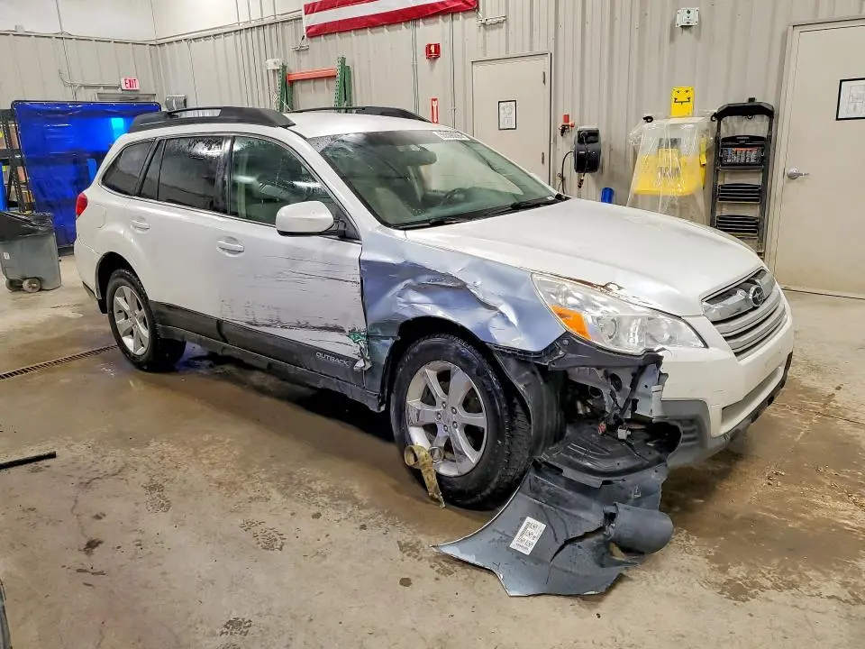 2013 SUBARU OUTBACK 2.5I PREMIUM  