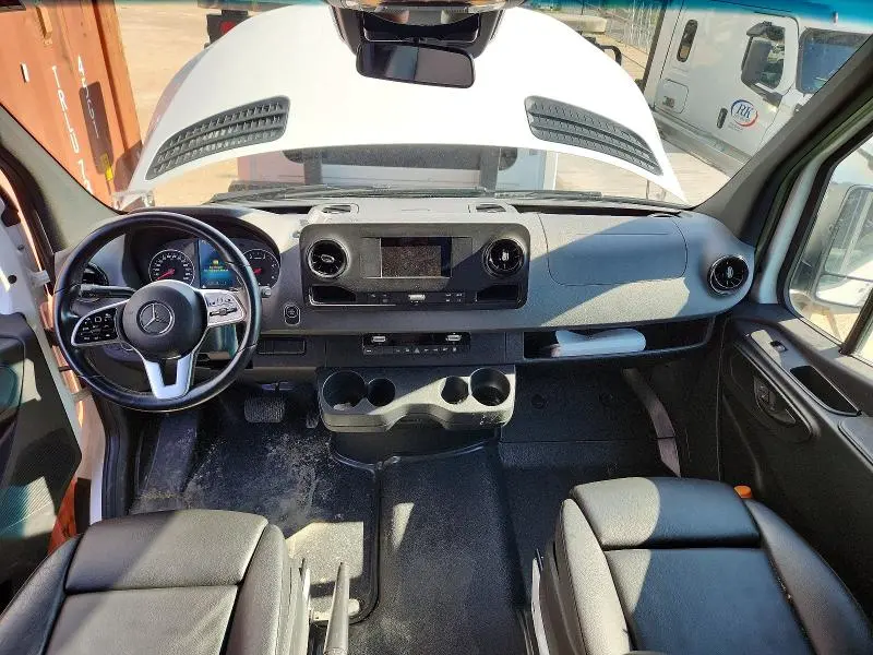 2022 MERCEDES-BENZ SPRINTER 2500  