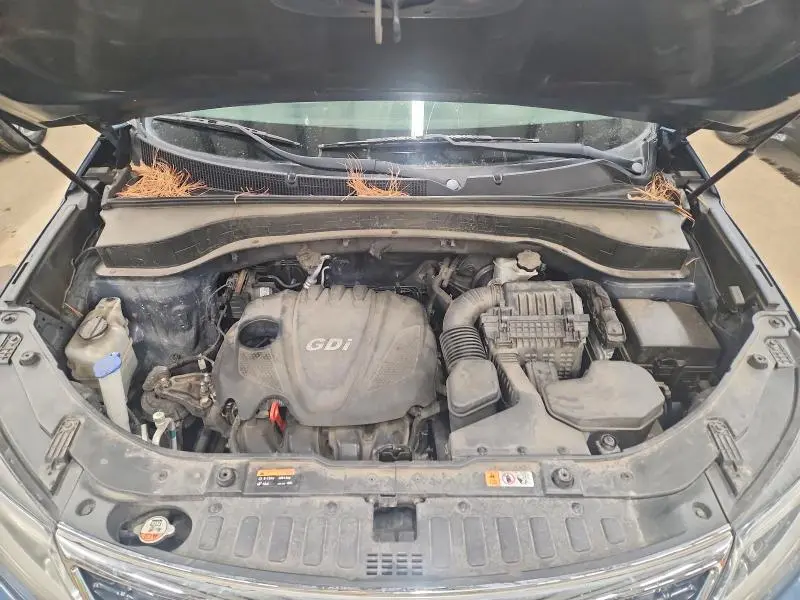 2014 KIA SORENTO LX  