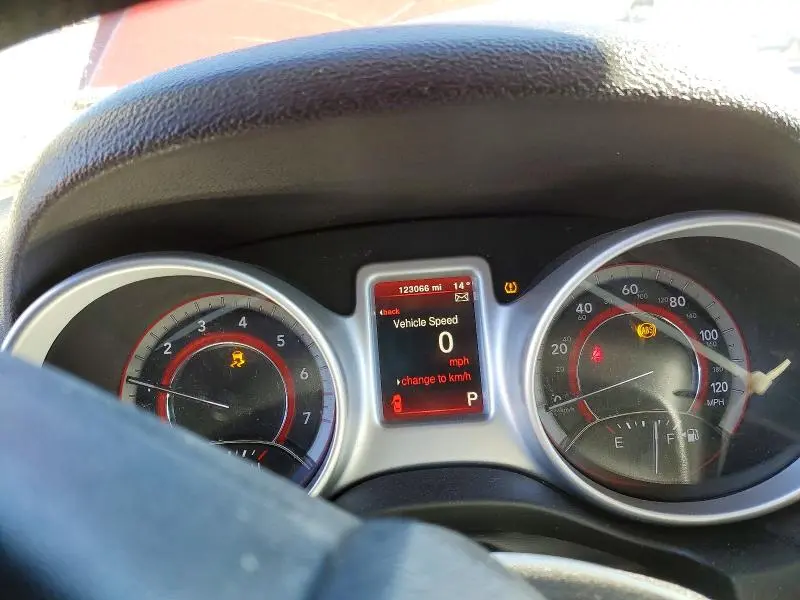 2019 DODGE JOURNEY SE  