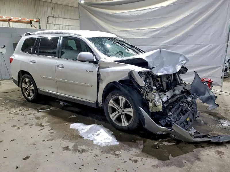 2011 TOYOTA HIGHLANDER LIMITED  