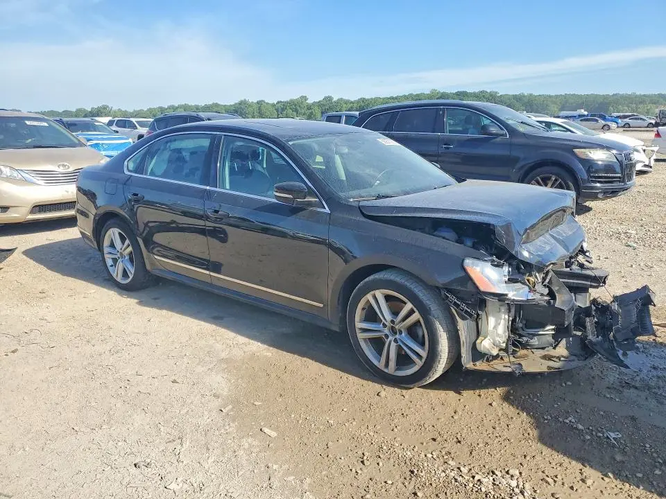 2013 VOLKSWAGEN PASSAT SEL  