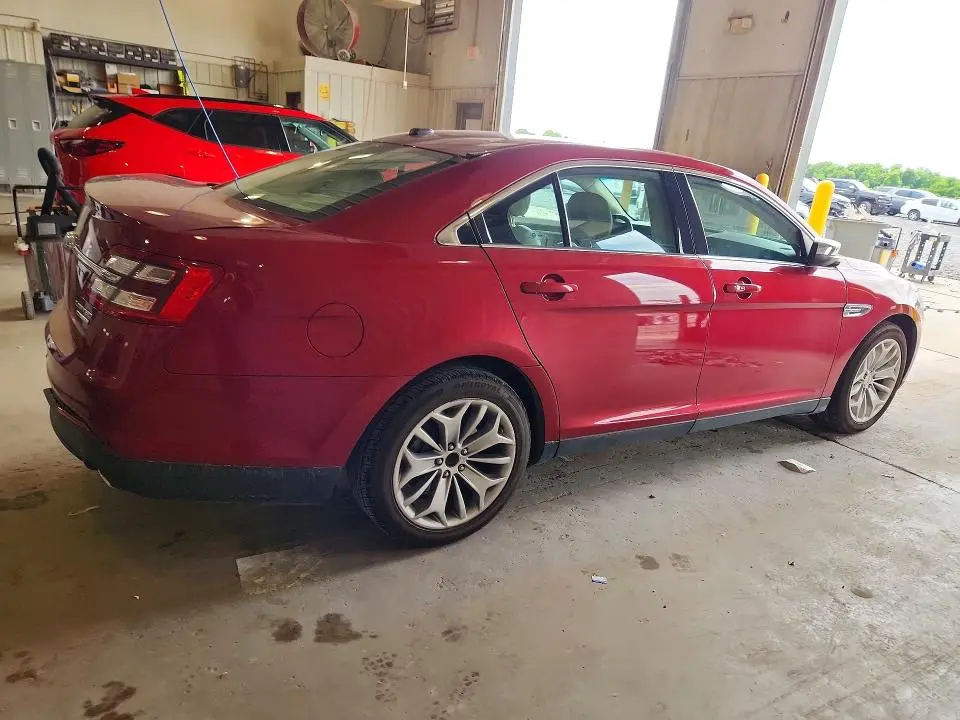 2015 FORD TAURUS LIMITED  