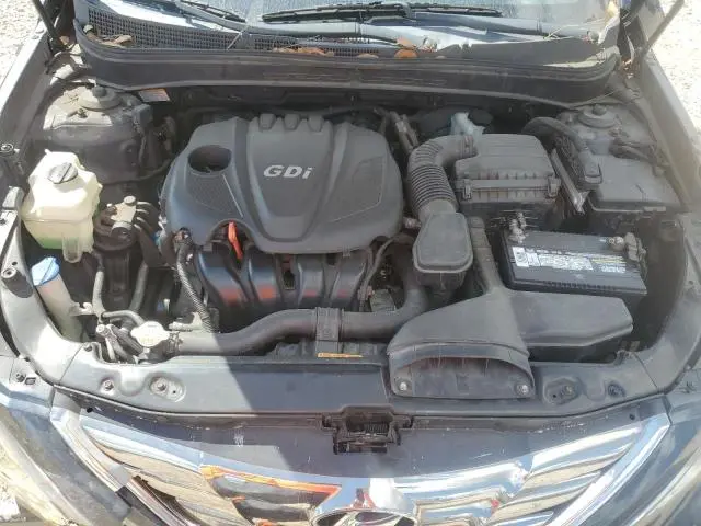 2011 HYUNDAI SONATA SE