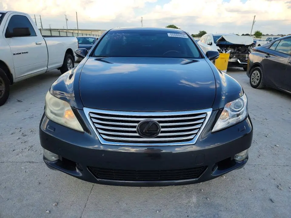 2010 LEXUS LS 460L  