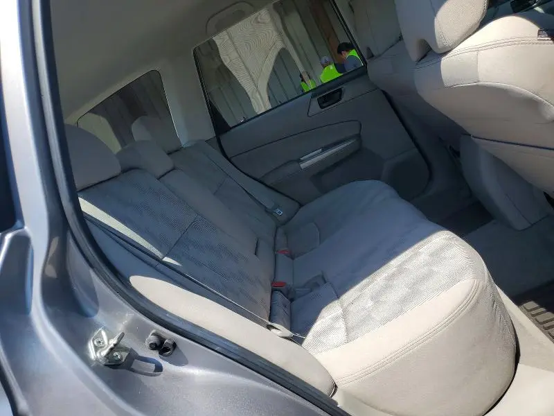 2010 SUBARU FORESTER 2.5X  