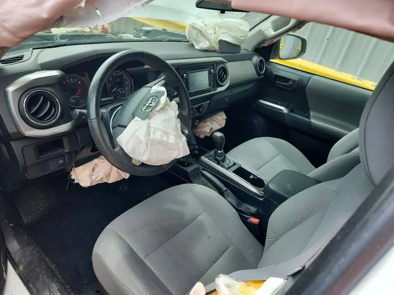 2019 TOYOTA TACOMA SR5  