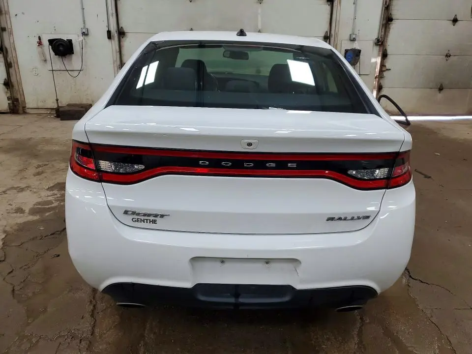 2015 DODGE DART SXT  