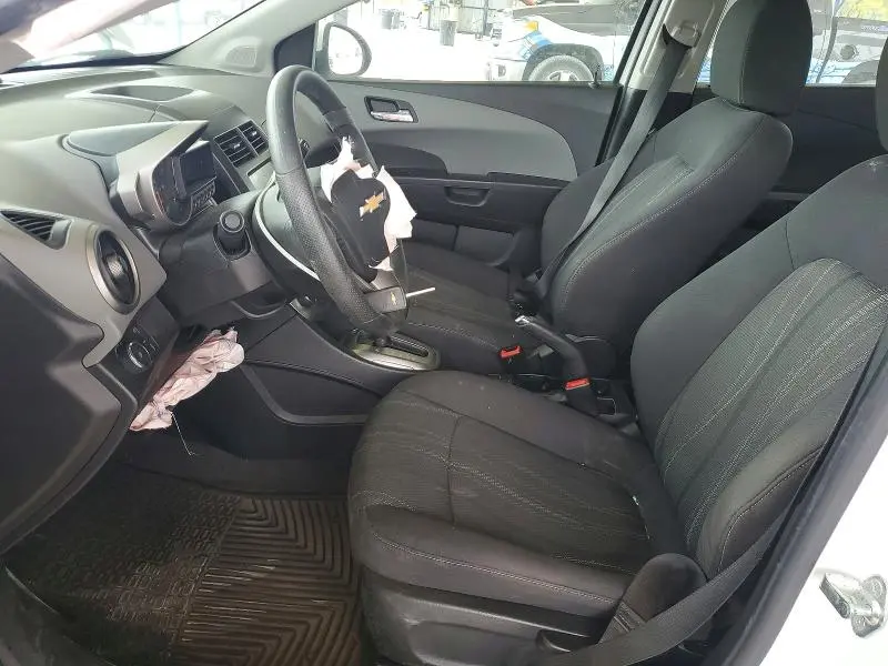 2015 CHEVROLET SONIC LT  