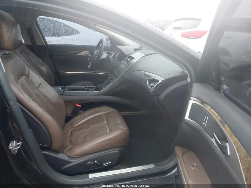 2013 LINCOLN MKZ  