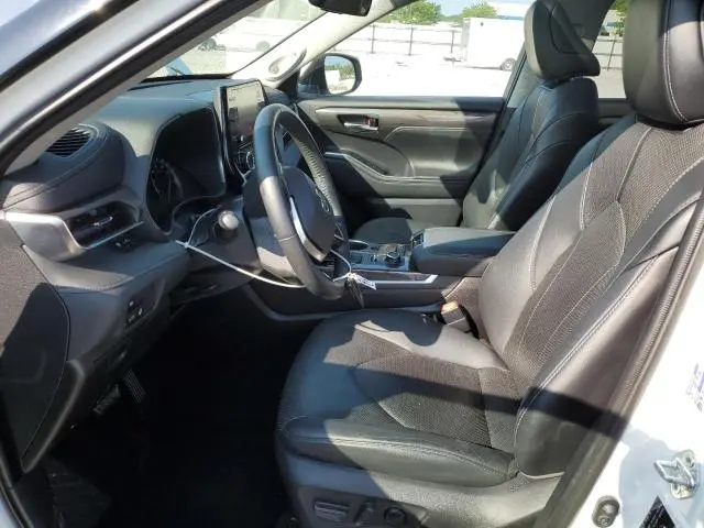 2021 TOYOTA HIGHLANDER LIMITED  