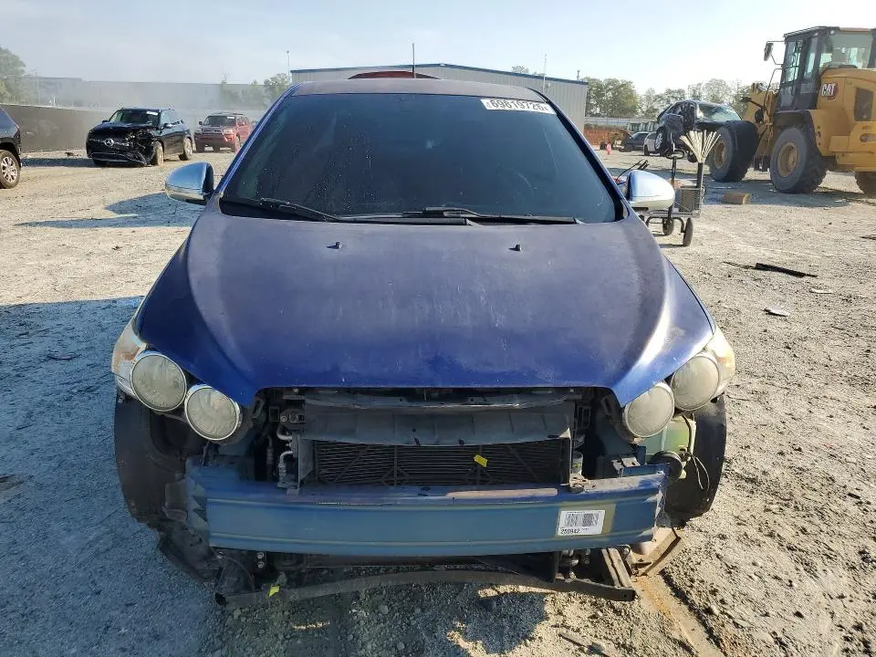 2013 CHEVROLET SONIC LT  