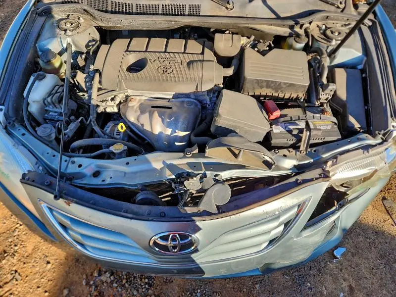 2011 TOYOTA CAMRY LE  