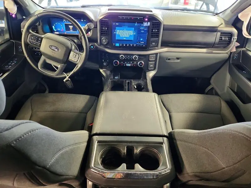 2024 FORD F150 XLT  