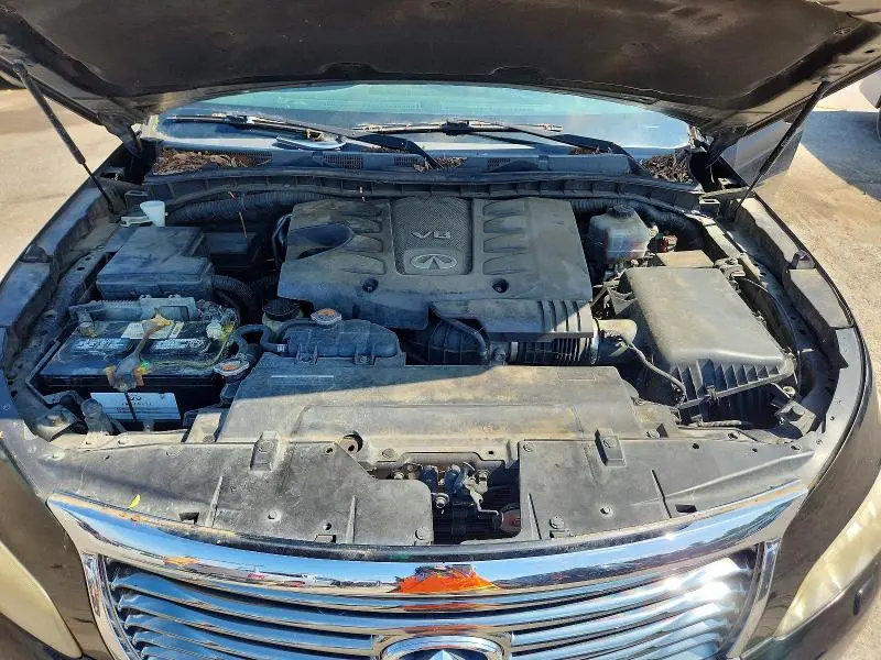 2011 INFINITI QX56 BASE  