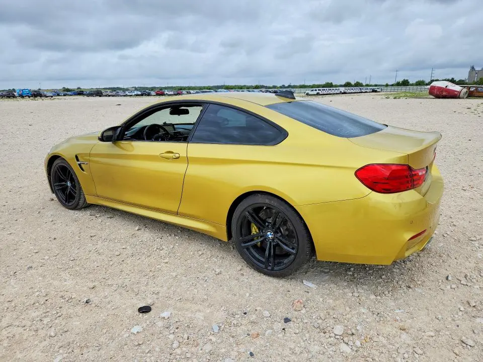 2015 BMW M4   