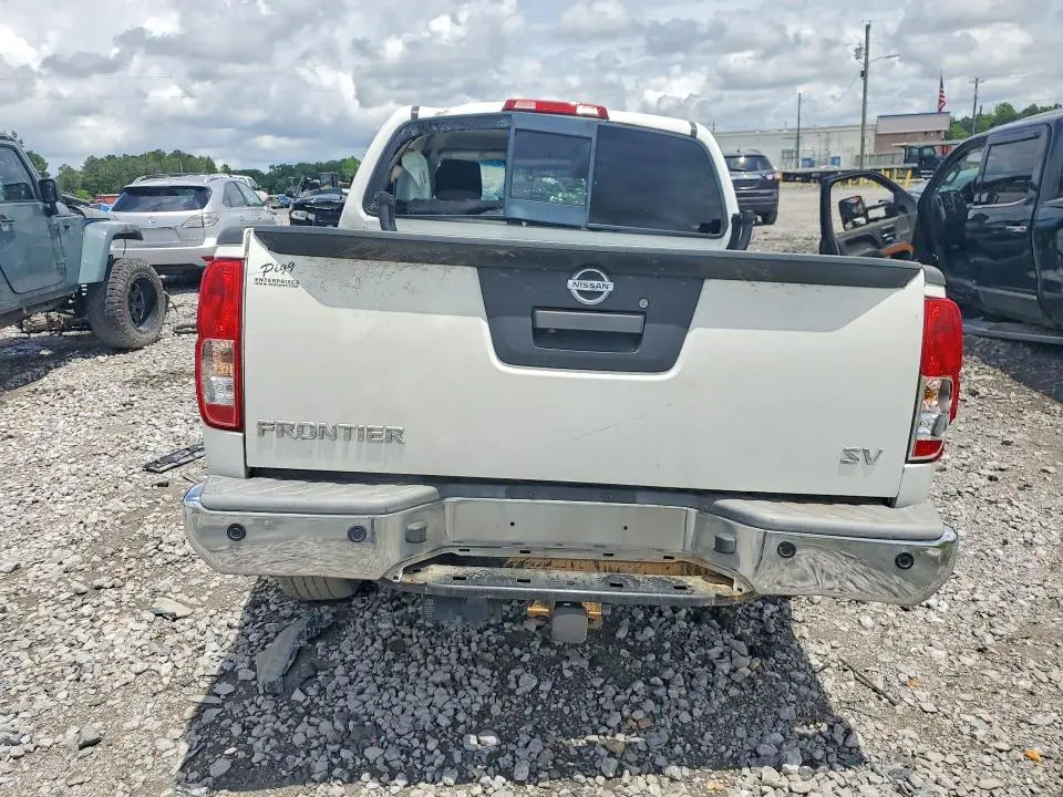 2015 NISSAN FRONTIER S  